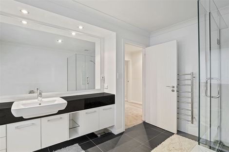 Photo of property in 20 Langford Place, Dairy Flat, Albany, 0792