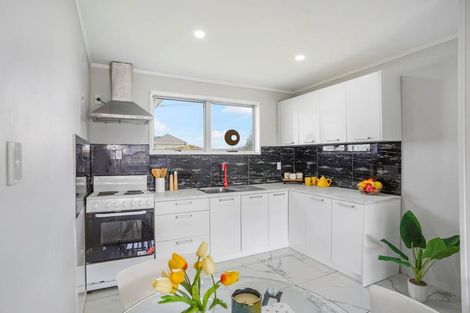 Photo of property in 1/42 Kenderdine Road, Papatoetoe, Auckland, 2025