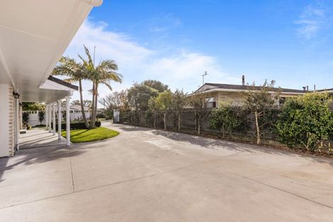 Photo of property in 5 Tamati Place, Merrilands, New Plymouth, 4312