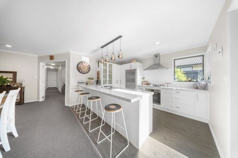 Photo of property in 2 Ballintoy Park Drive, Welcome Bay, Tauranga, 3175