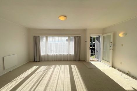 Photo of property in 4a/1 Corrella Road, Belmont, Auckland, 0622