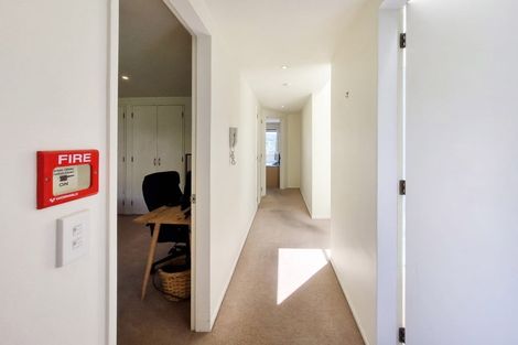 Photo of property in 7h Austin Street, Mount Victoria, Wellington, 6011
