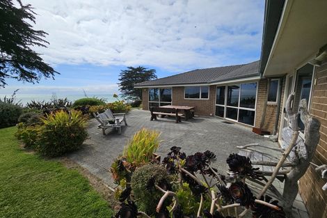 Photo of property in 506 The Nuggets Road, Ahuriri Flat, Kaka Point, 9271