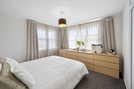 Photo of property in 6 Corbett Place, Onekawa, Napier, 4110