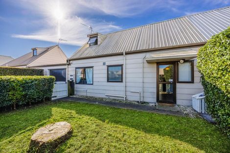 Photo of property in 12/58 Manuroa Road, Takanini, 2112