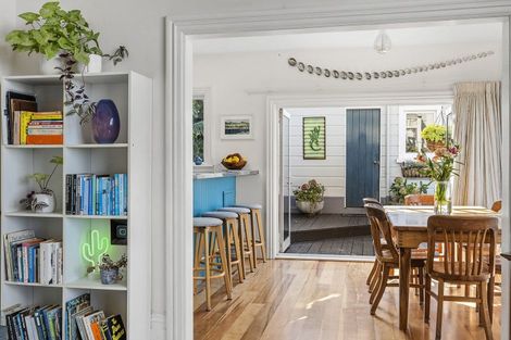 Photo of property in 11 Harrold Street, Highbury, Wellington, 6012