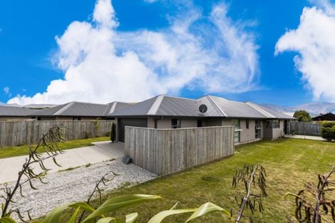 Photo of property in 15 Judge And Jury Drive, Lake Hayes, Queenstown, 9304