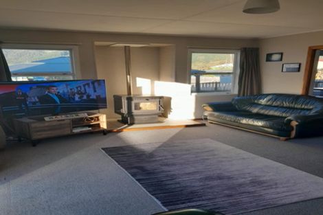 Photo of property in 121 Fairfax Street, Murchison, 7007