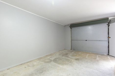 Photo of property in 5 Burdendale Grove, Churton Park, Wellington, 6037
