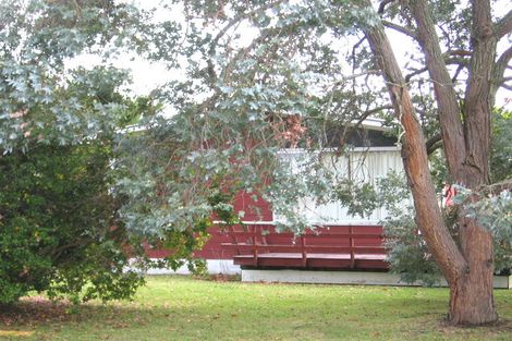 Photo of property in 73 Chilcott Road, Henderson, Auckland, 0612