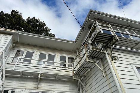 Photo of property in 48 Aurora Terrace, Kelburn, Wellington, 6012