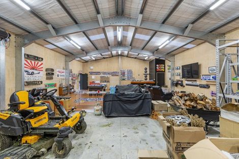 Photo of property in 77 Aranui Road, Kairanga, Palmerston North, 4475