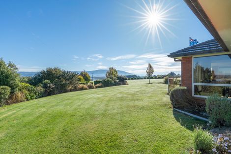 Photo of property in 28 Titri Road, Waihola, Outram, 9073