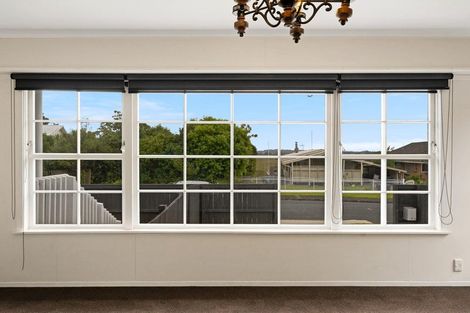 Photo of property in 33b Gill Avenue, Te Atatu Peninsula, Auckland, 0610