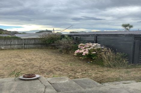 Photo of property in 12 Lonsdale Street, New Brighton, Christchurch, 8083