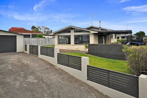 Photo of property in 2a Koromiko Place, Waiuku, 2123