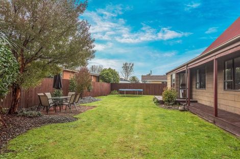 Photo of property in 4 Magenta Place, Broomfield, Christchurch, 8042