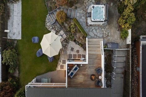 Photo of property in 13 Argyle Place, Arrowtown, 9302