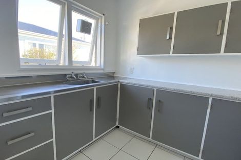 Photo of property in Bryon Court Flats, 25 Apuka Street, Brooklyn, Wellington, 6021