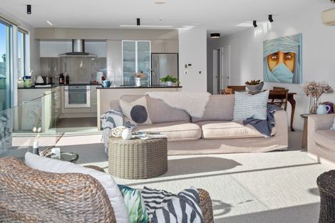 Photo of property in 1/25a Victoria Road, Mount Maunganui, 3116