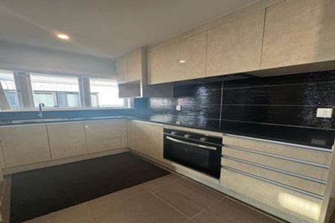 Photo of property in 51 Hallberry Road, Mangere East, Auckland, 2024