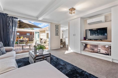 Photo of property in 60 Angelo Avenue, Howick, Auckland, 2014