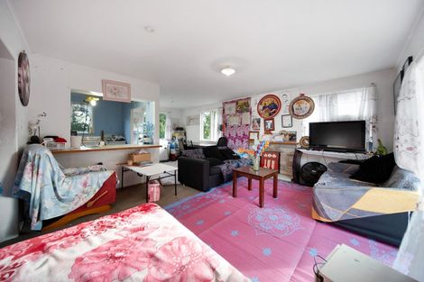 Photo of property in 10 Jukes Place, Otara, Auckland, 2023