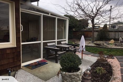 Photo of property in 6 Spencer Street, Alexandra, 9320