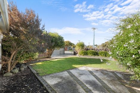 Photo of property in 35 Wilton Crescent, Bishopdale, Christchurch, 8053