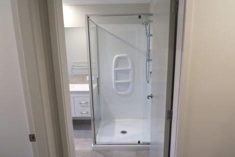 Photo of property in 8 Kahuparere Crescent, Pyes Pa, Tauranga, 3112