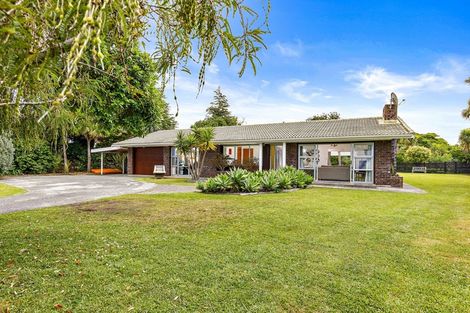Photo of property in 39 Harbour View Road, Point Wells, 0986