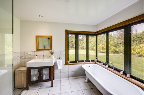 Photo of property in 260 Havelock Road, Akina, Hastings, 4122