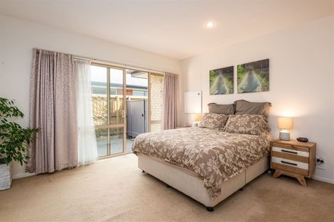 Photo of property in 1 Villi Place, Woolston, Christchurch, 8062