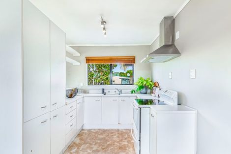 Photo of property in 91a/2 Beach Road, Te Atatu Peninsula, Auckland, 0610