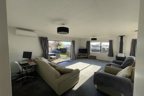 Photo of property in 22 Tawari Street, Inglewood, 4330