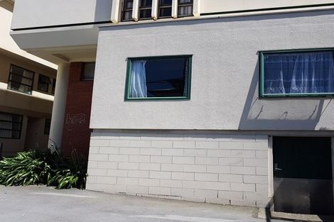 Photo of property in Te Awhina Apartments, 22u3 Sussex Street, Mount Cook, Wellington, 6021