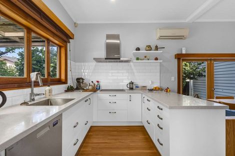 Photo of property in 89 Georges Drive, Napier South, Napier, 4110