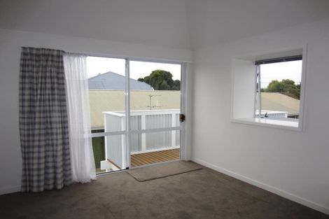 Photo of property in 2/511 Durham Street North, St Albans, Christchurch, 8014
