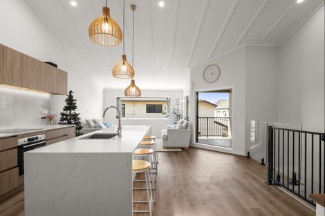 Photo of property in 2/45 Tawa Street, Mount Maunganui, 3116