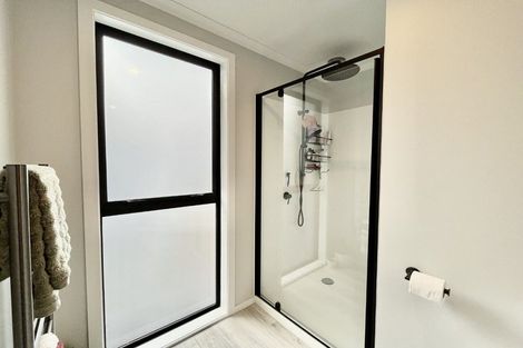 Photo of property in 9b Hinau Grove, Wainuiomata, Lower Hutt, 5014