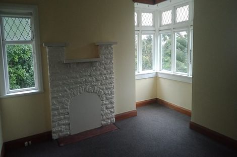 Photo of property in 103 Mortimer Terrace, Brooklyn, Wellington, 6021