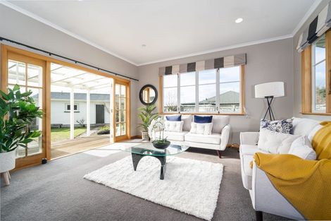 Photo of property in 22a Lansdowne Crescent, Lansdowne, Masterton, 5810
