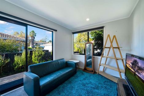 Photo of property in 174 Solar Road, Glen Eden, Auckland, 0602