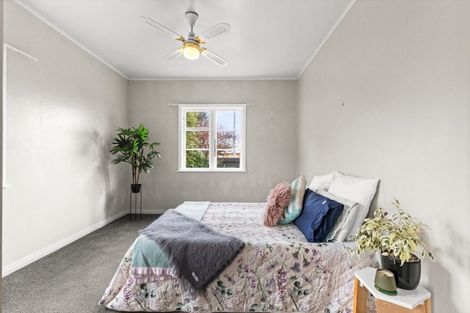 Photo of property in 82 Latham Street, Marewa, Napier, 4110