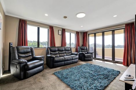 Photo of property in 204 Heta Road, Merrilands, New Plymouth, 4312