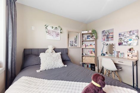 Photo of property in 11 Tui Place, Edendale, Wyndham, 9893