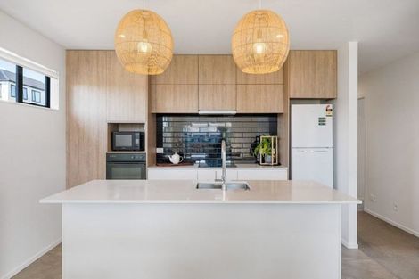 Photo of property in 9 Wheriko Avenue, Glenbrook, Waiuku, 2681