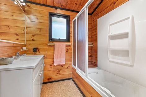 Photo of property in 9b Kereru Place, Upper Vogeltown, New Plymouth, 4310