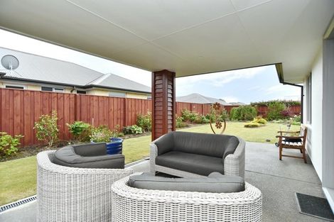 Photo of property in 10 Old Farm Place, Rangiora, 7400