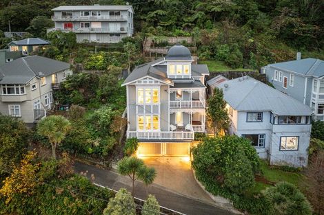 Photo of property in 64 Glenmore Street, Northland, Wellington, 6012